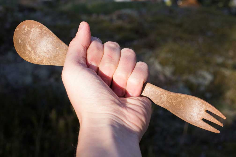 kupilka_cutlery_spork225_hand