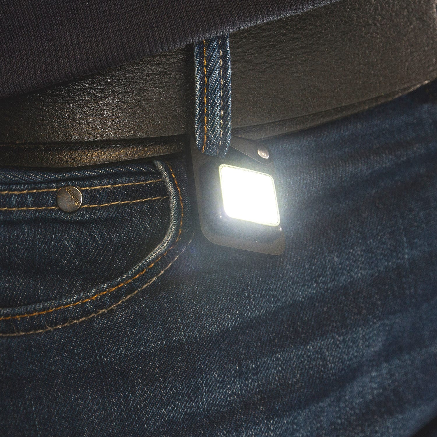 Buttonlite_Featured_3_1800x1800