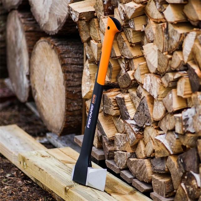 1015641_fiskarsemea_04_splitting_axe_m_x17