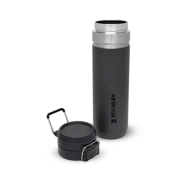 web_png-stanley_-_the_go_quick-flip_water_bottle_0.7_l_-_24_oz_-_charcoal_-_4
