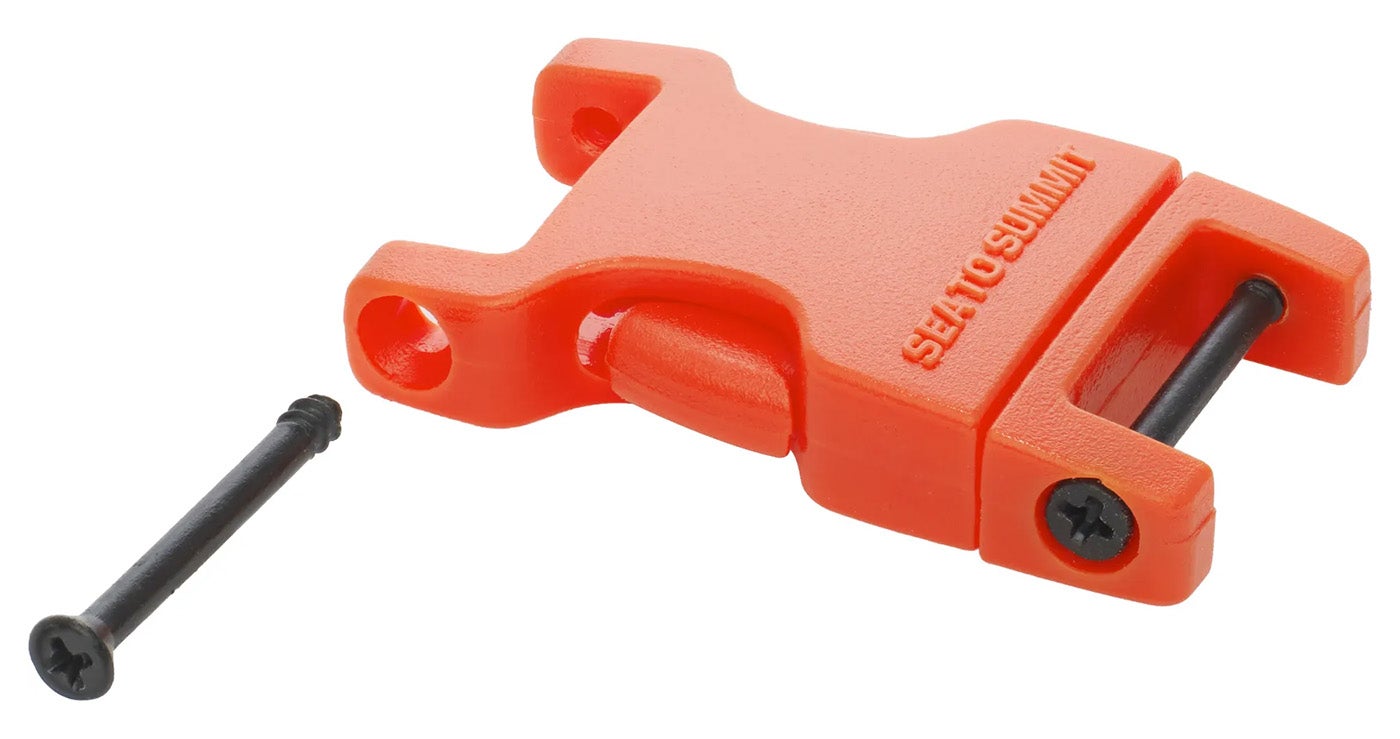 sea-to-summit-lightweight-eco-dry-sack-first-aid-orange_05